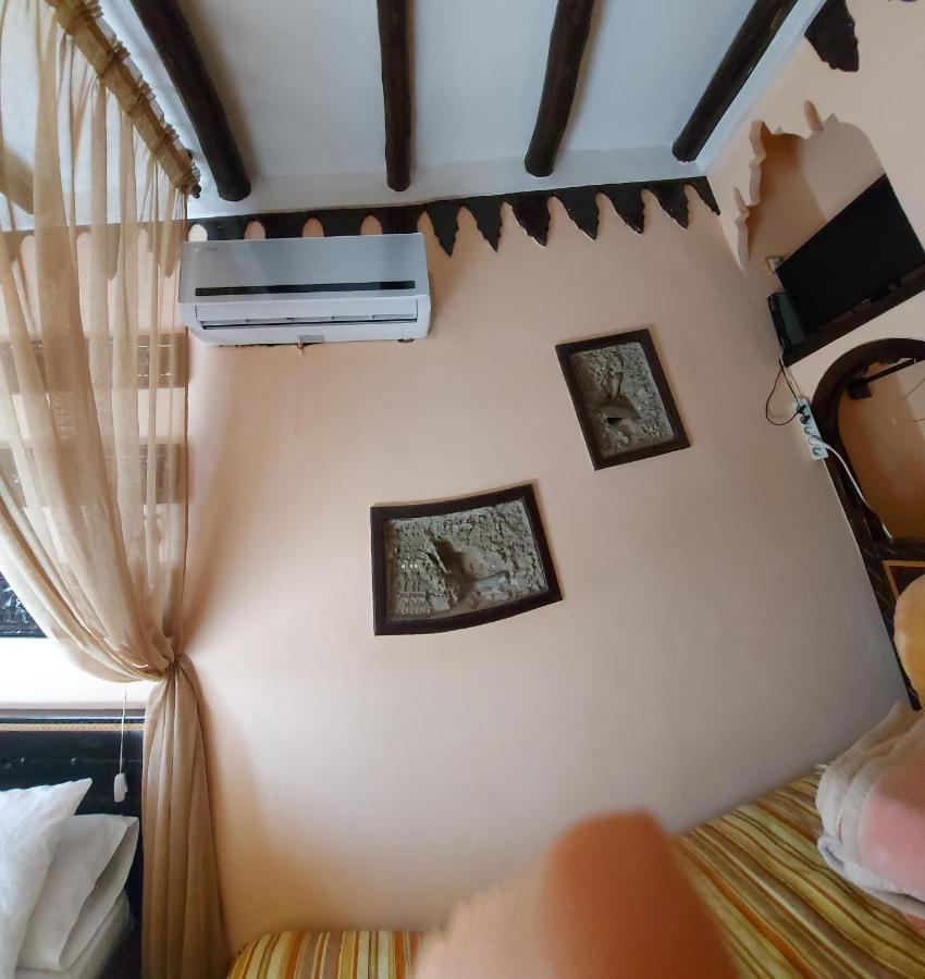 Bed and Breakfast Dar Zman Шефшауэн Экстерьер фото