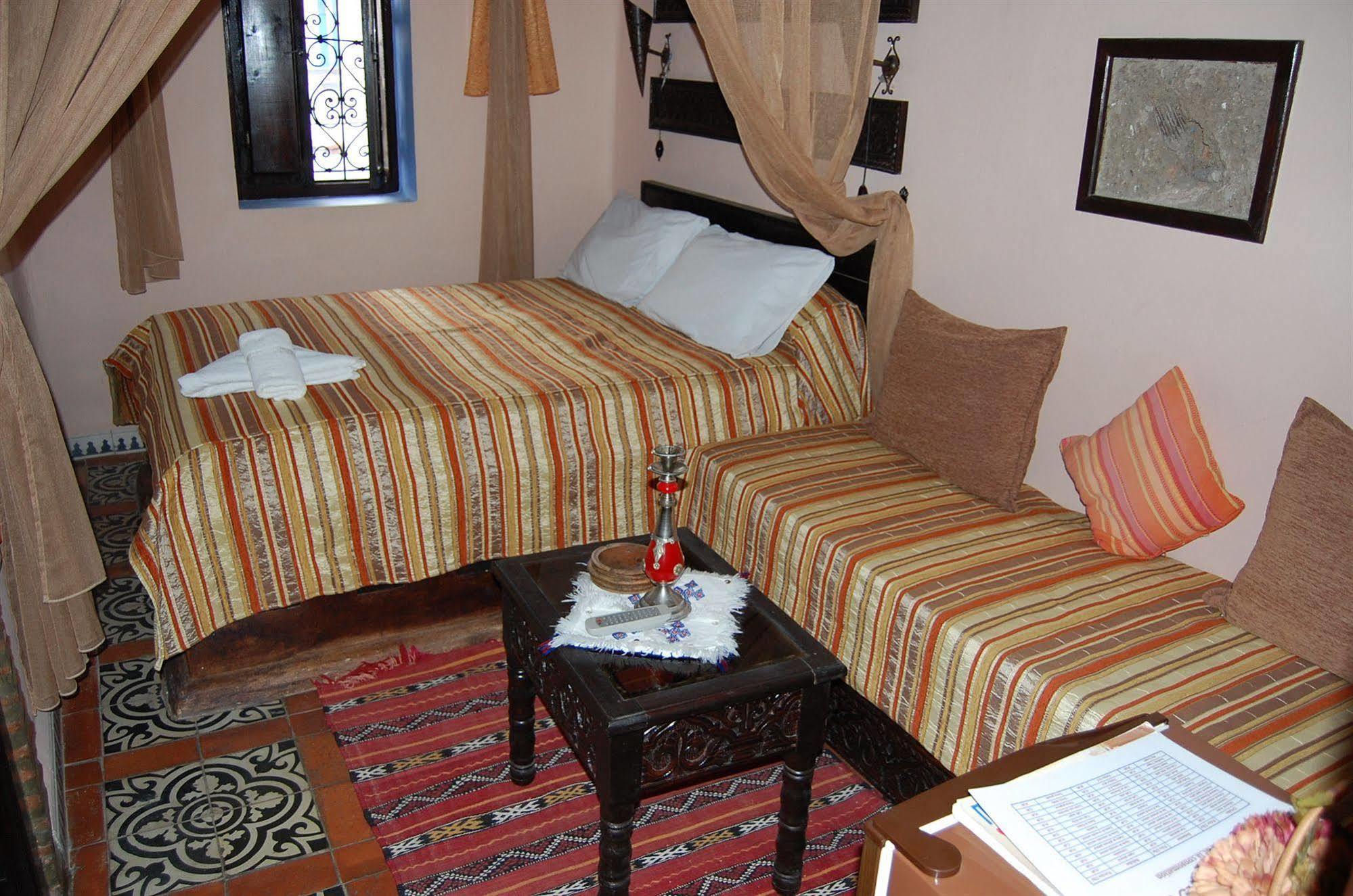 Bed and Breakfast Dar Zman Шефшауэн Экстерьер фото