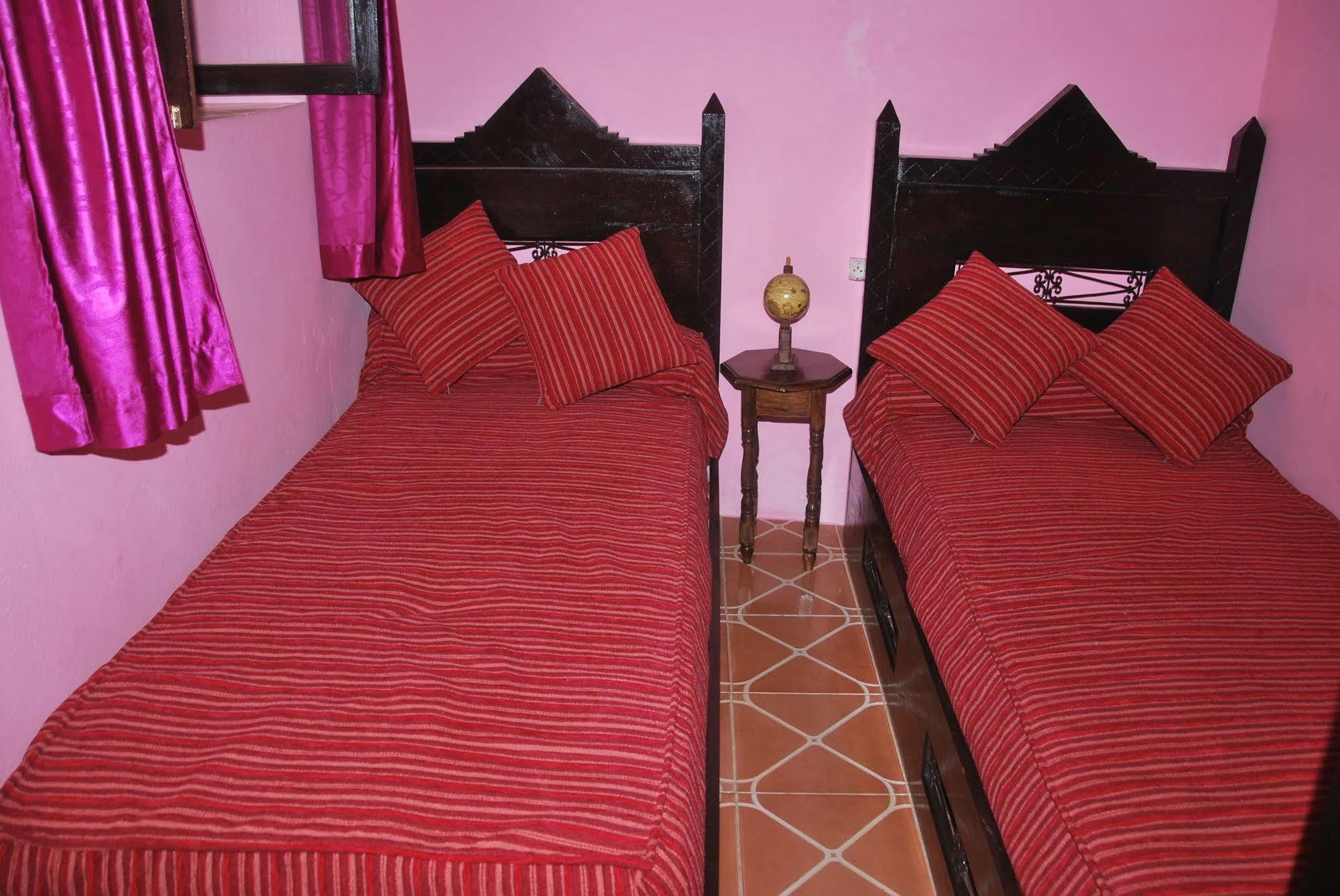 Bed and Breakfast Dar Zman Шефшауэн Экстерьер фото